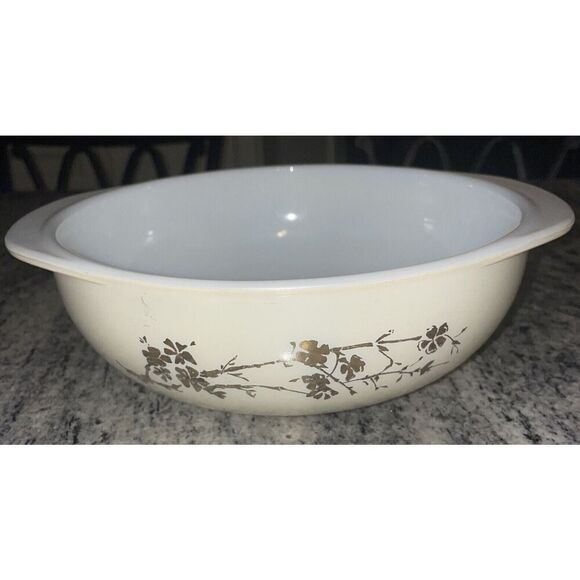 Vintage 1959 Pyrex Golden Branch #024 Round 2 Quart Promotional Casserole Dish - Picture 2 of 4